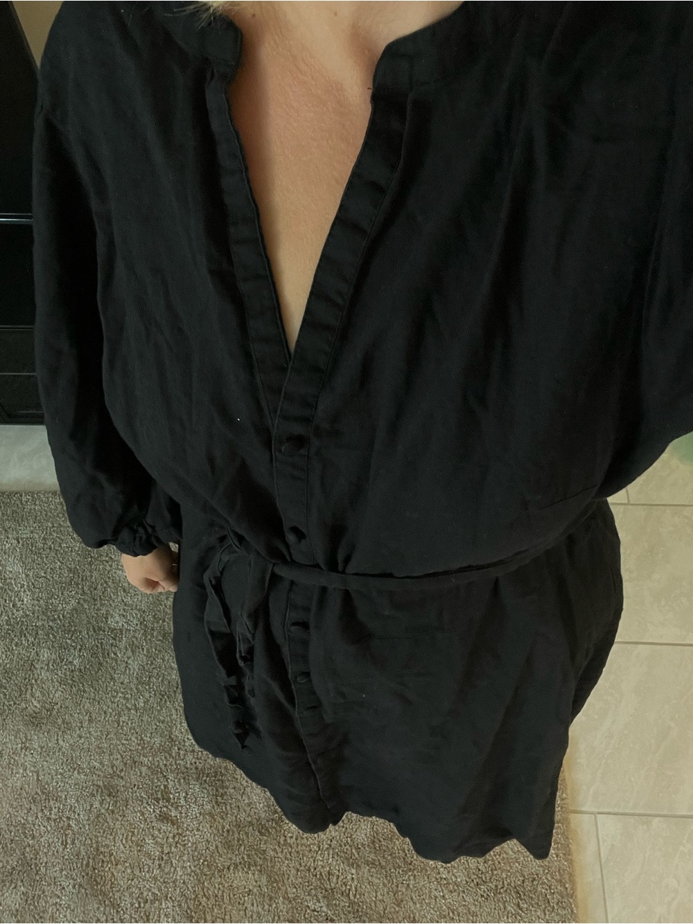 H&M A line Black Linen Button-Front Tie-Waist Dress with Embroidery - Picture 4 of 6